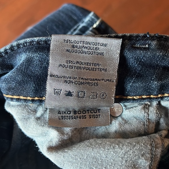 Silver Brand Aiko 29x35 - Picture 6 of 6